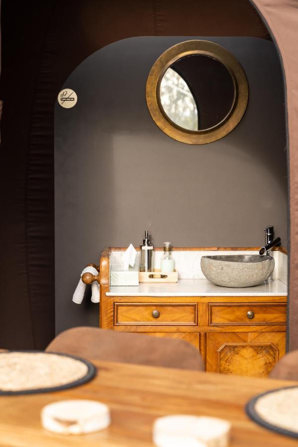 Cellsphair Houyet Exteriör bild